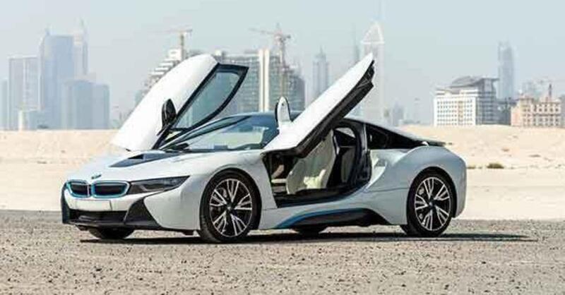 All&rsquo;asta la BMW i8 di Maradona: ecco quanto pu&ograve; valere l&rsquo;auto del Pibe de Oro