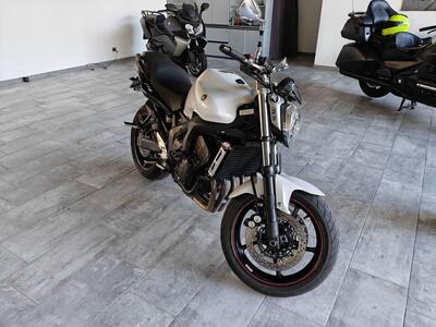 Yamaha FZ6 S2 (2007 - 11) usata
