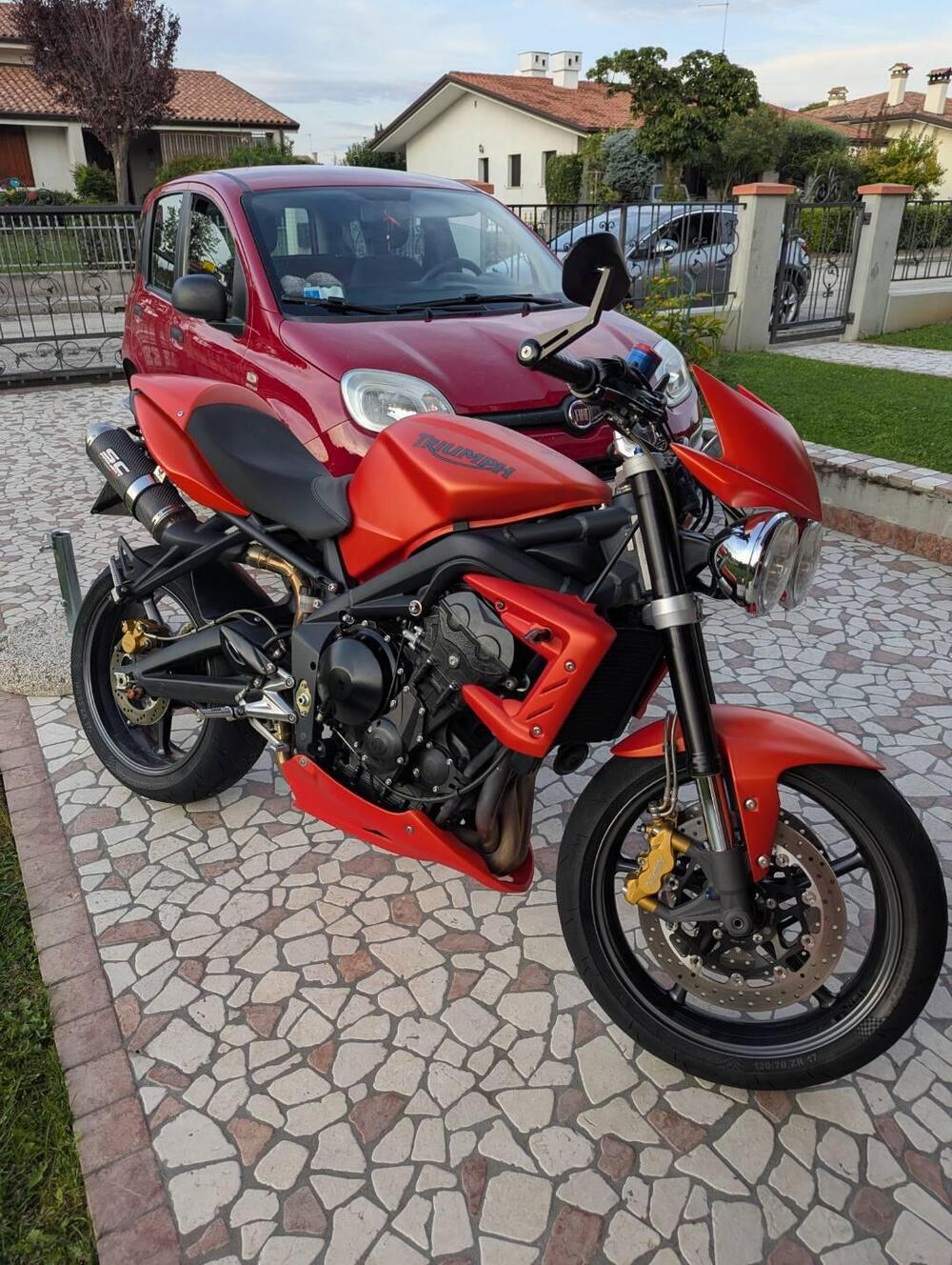 Triumph Street Triple R (2009 - 12) (4)