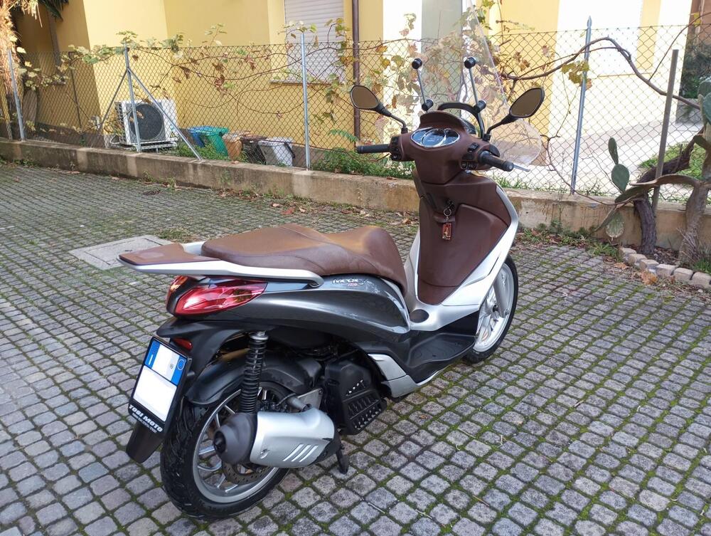 Piaggio Medley 125 ABS (2016 - 19) (3)