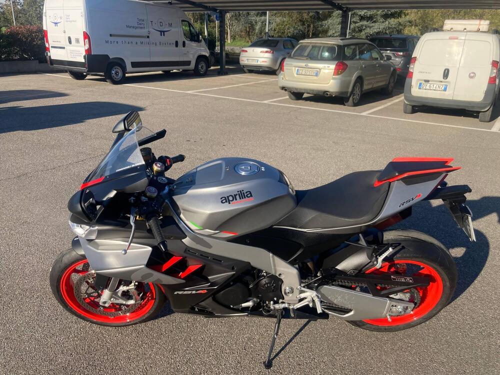 Aprilia RSV4 1100 (2021 - 24) (13)