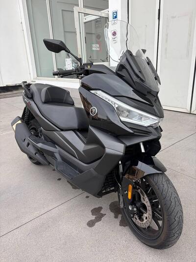 Voge Sfida SR4 MAX (2024 - 25) usata