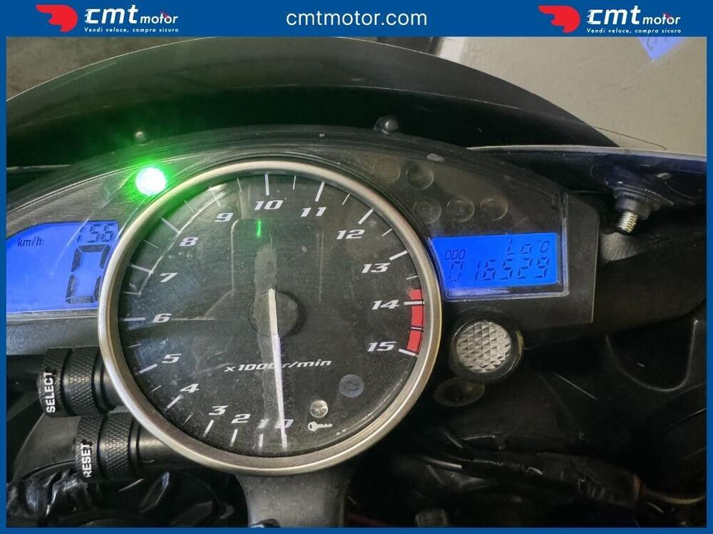 Yamaha YZF R1 (2006 - 07) (5)