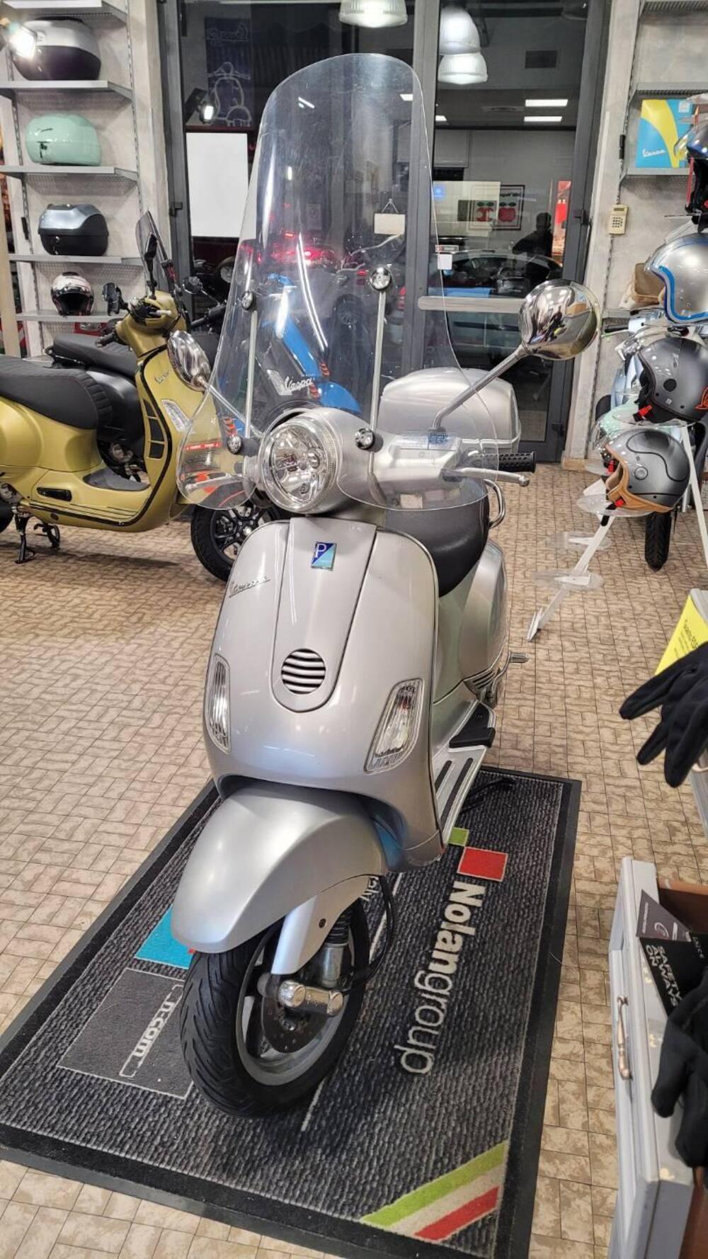 Vespa LX 150 (2005 - 11) (2)