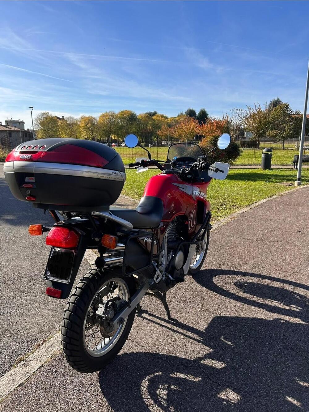 Honda Transalp XL 600V (1997 - 99) (9)