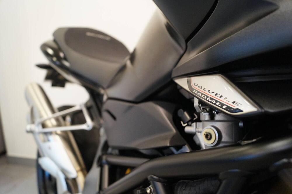 MV Agusta Brutale 920 (2011 - 12) (17)