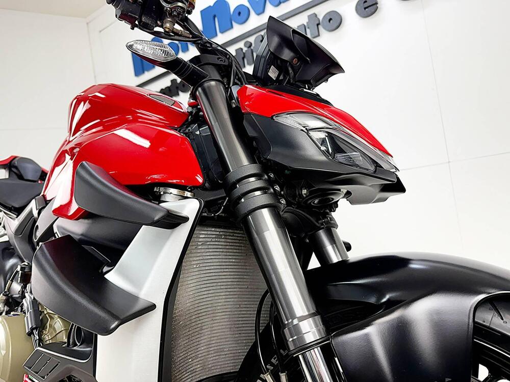 Ducati Streetfighter V4 1100 (2020) (10)