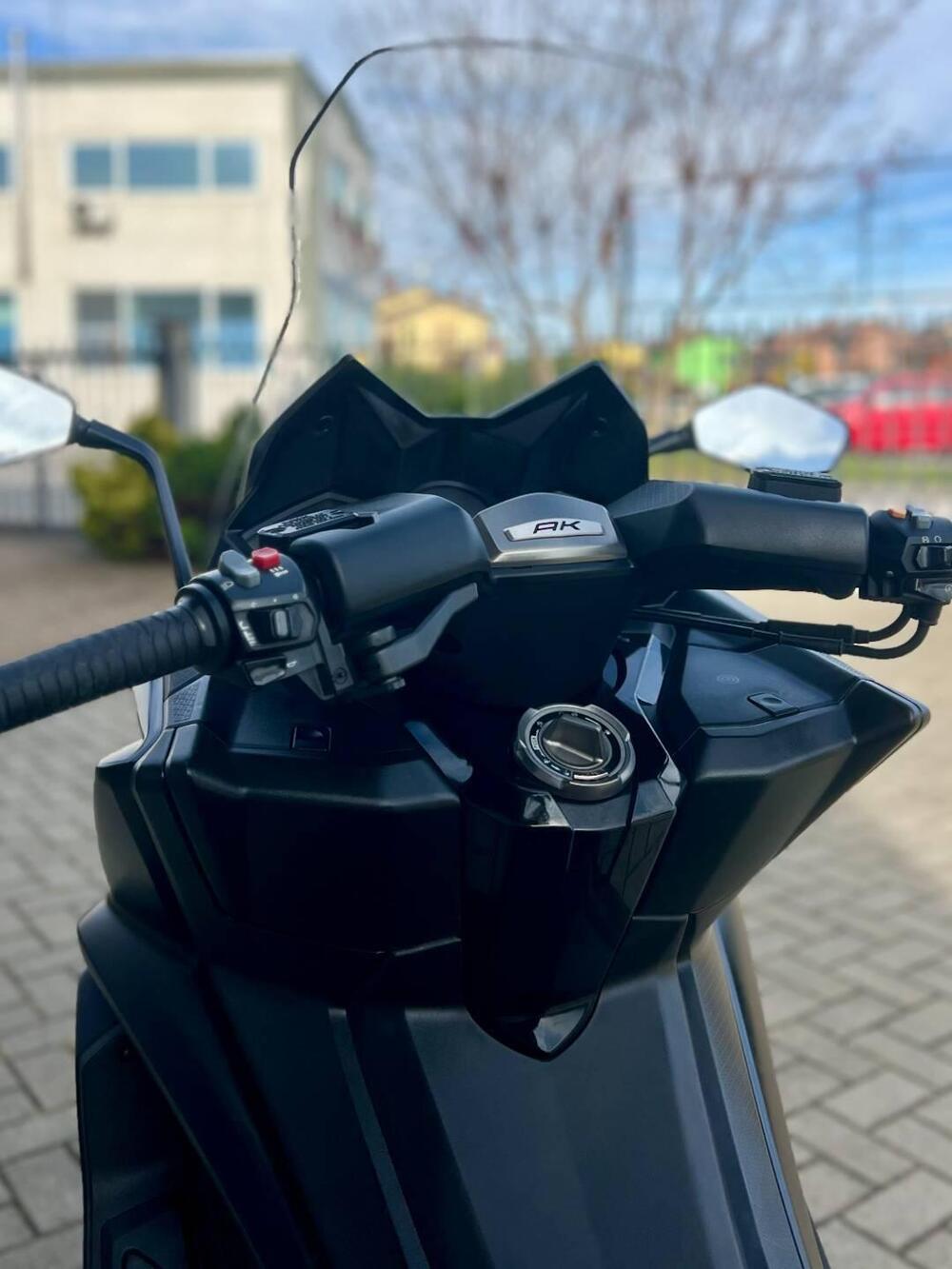 Kymco AK 550 ETS (2021 - 26) (6)