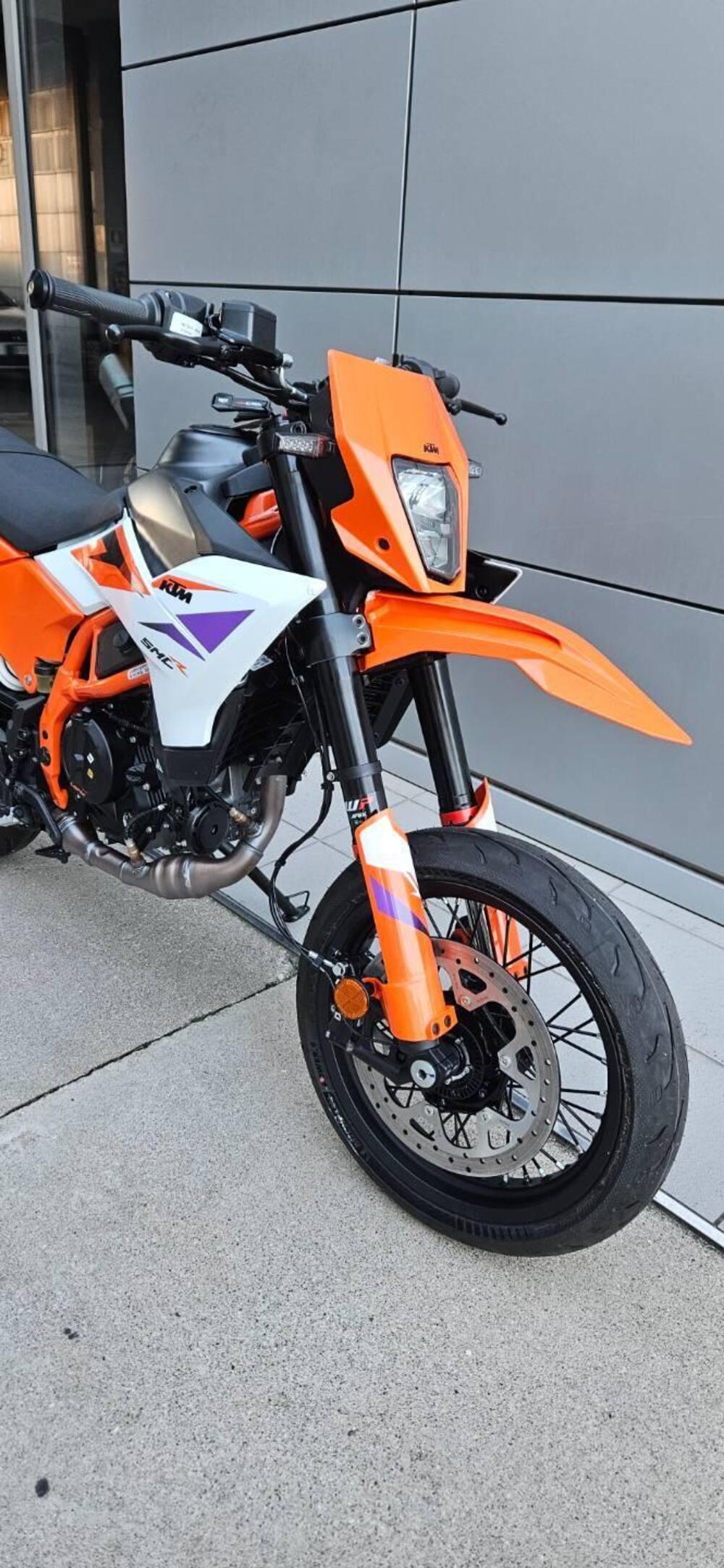 KTM 390 SMC R (2025 - 26) (6)