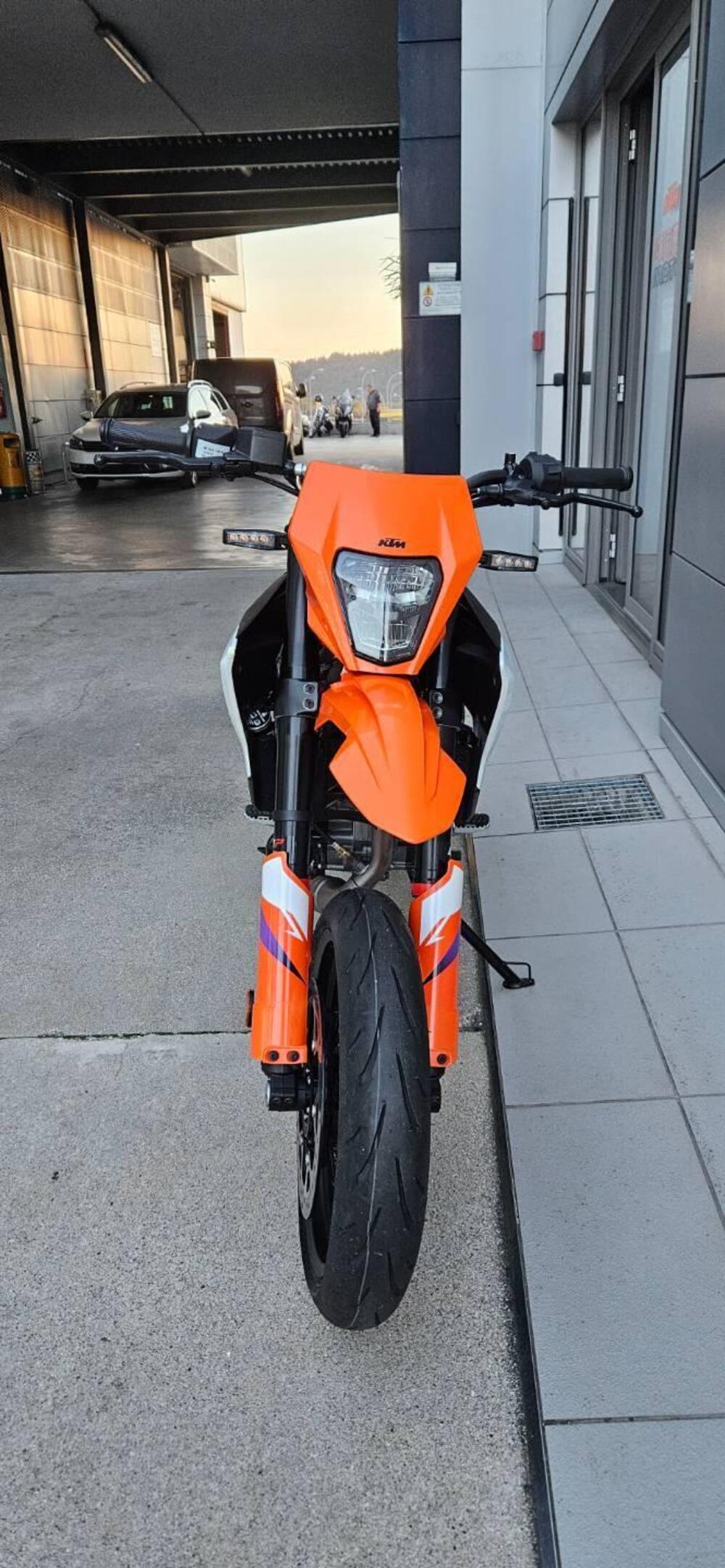 KTM 390 SMC R (2025 - 26) (5)