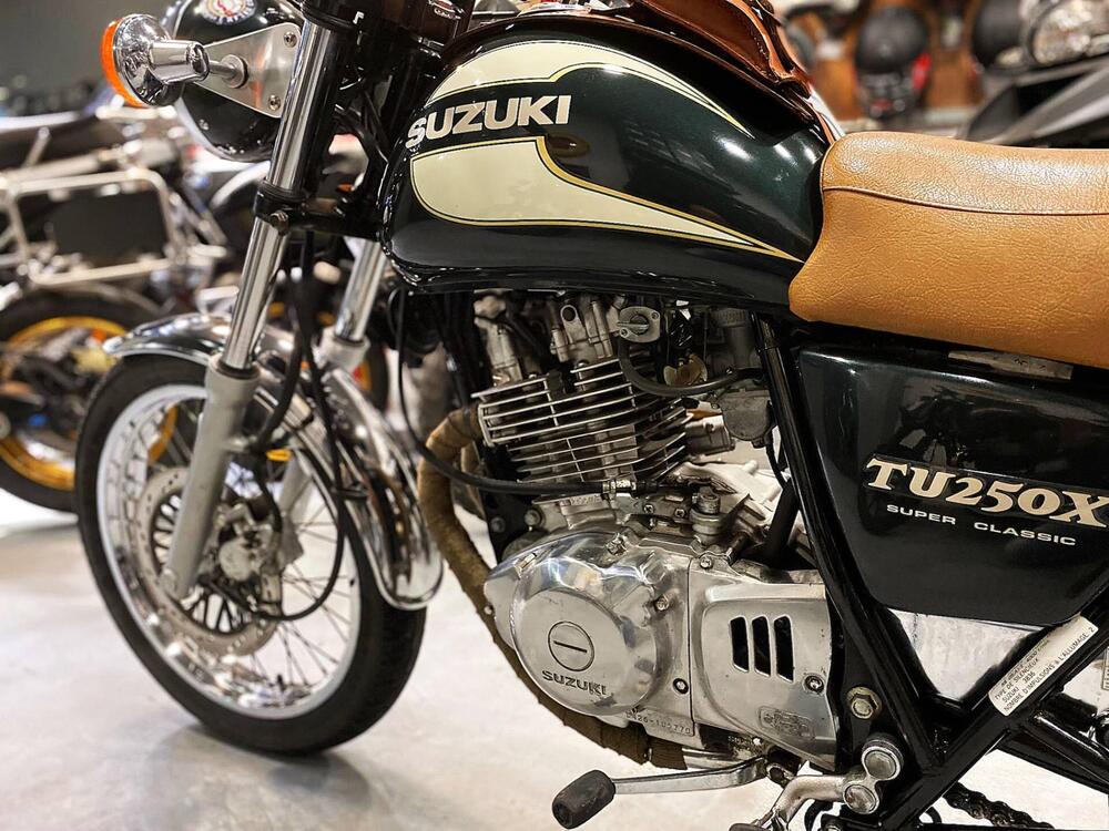 Suzuki TU 250 XX Super Classic (1996 - 00) (2)