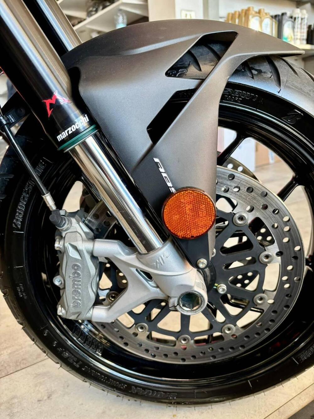 MV Agusta Superveloce 800 (2021 - 25) (7)