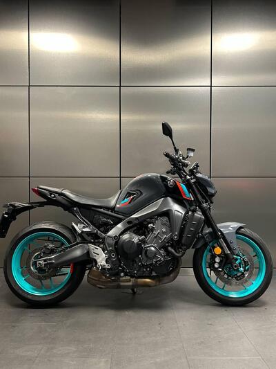 Yamaha MT-09 (2021 - 23) usata