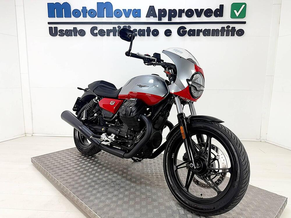 Moto Guzzi V7 Stone Corsa (2023 - 25) (3)