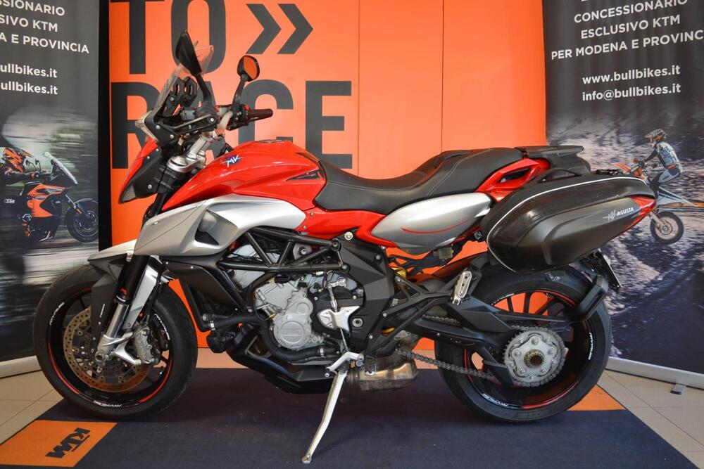 MV Agusta Stradale 800 EAS ABS (2015 - 17) (2)