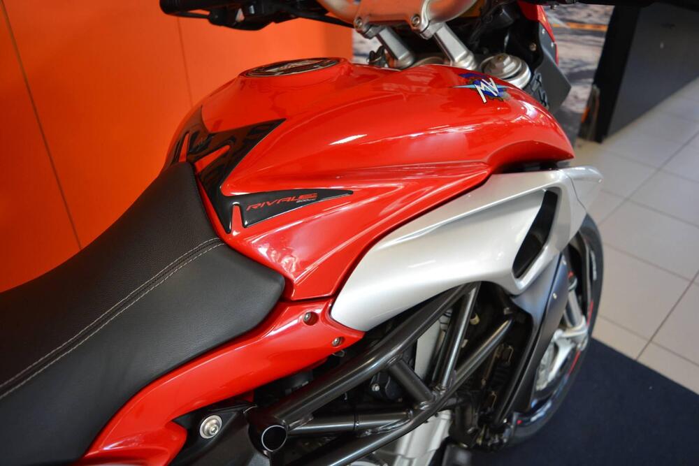 MV Agusta Stradale 800 EAS ABS (2015 - 17) (10)