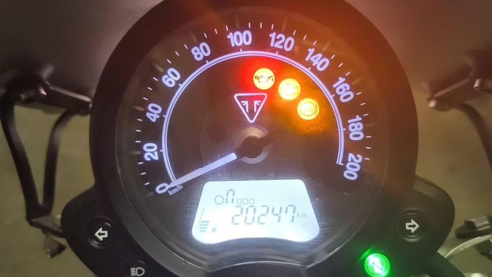 Triumph Street Scrambler 900 (2017 - 18) (5)