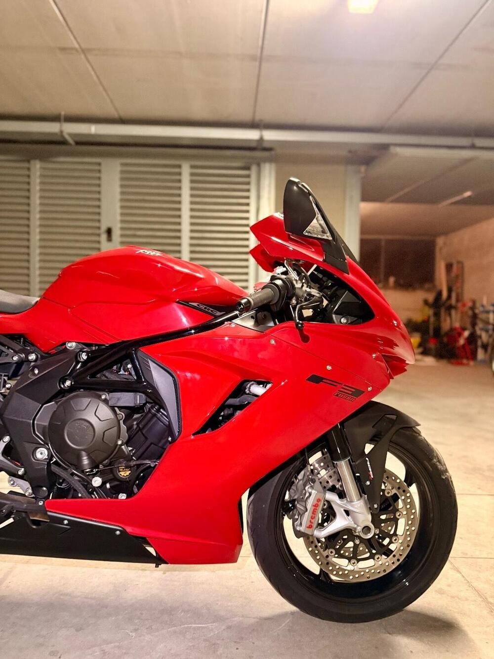 MV Agusta F3 800 Rosso (2021 - 23) (5)