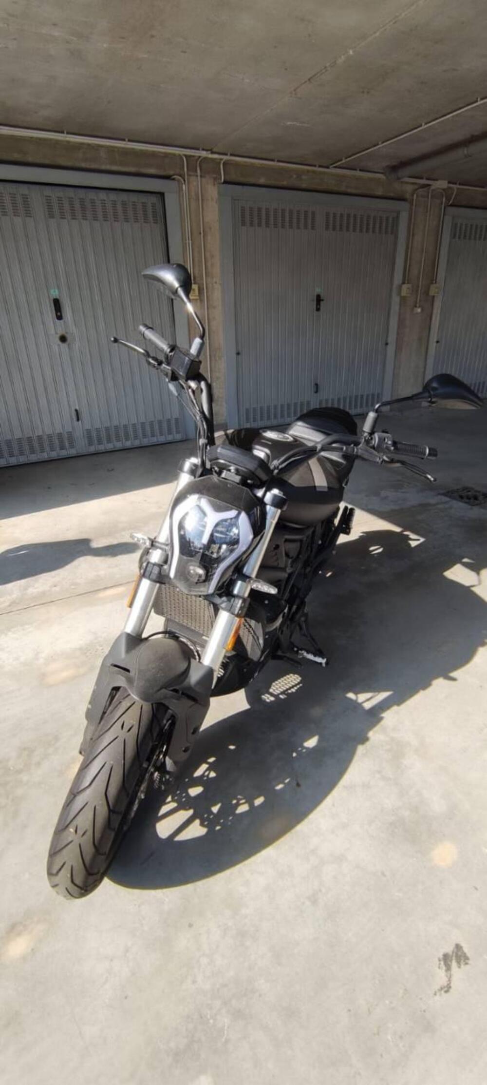 Benelli 502 C (2021 - 25) (5)