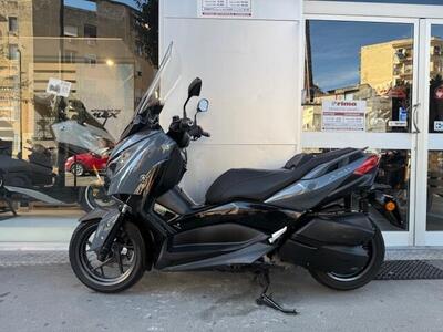 Yamaha X-Max 300 Tech Max (2021 - 24) usata