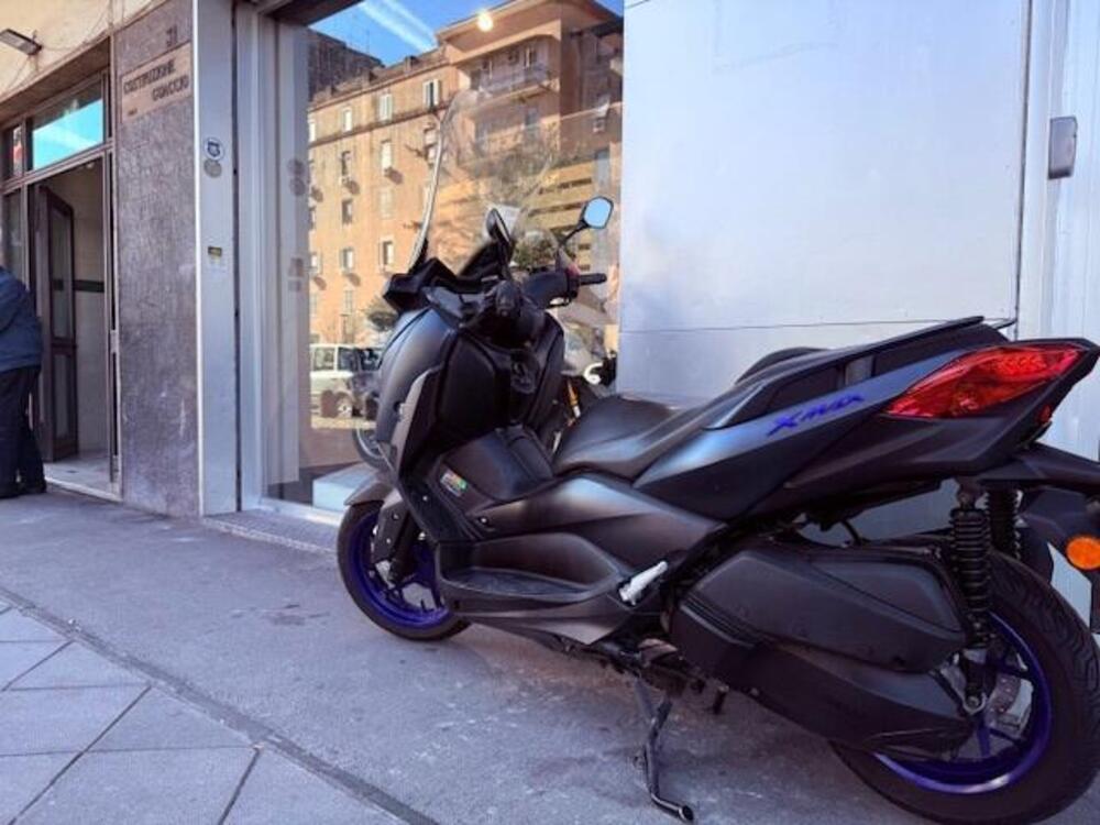 Yamaha X-Max 300 (2021 - 24) (3)