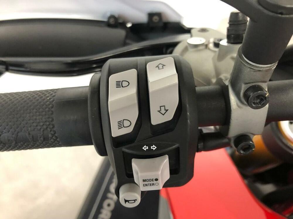 Ducati Hypermotard 950 SP (2022 - 25) (8)