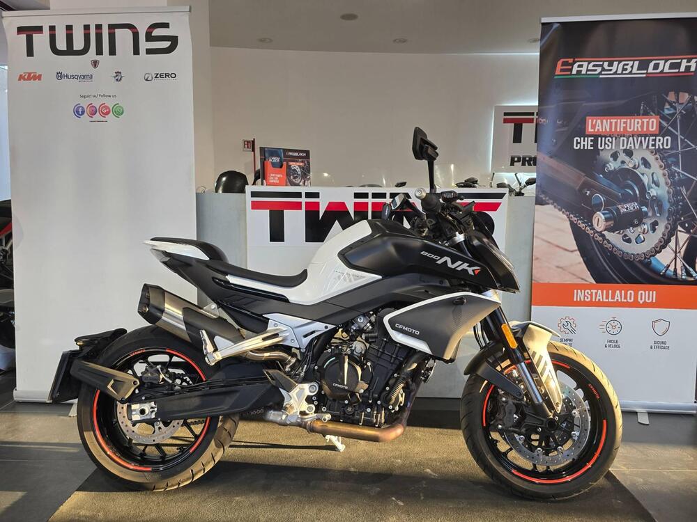 CFMOTO 800NK Advanced (2023 - 26)
