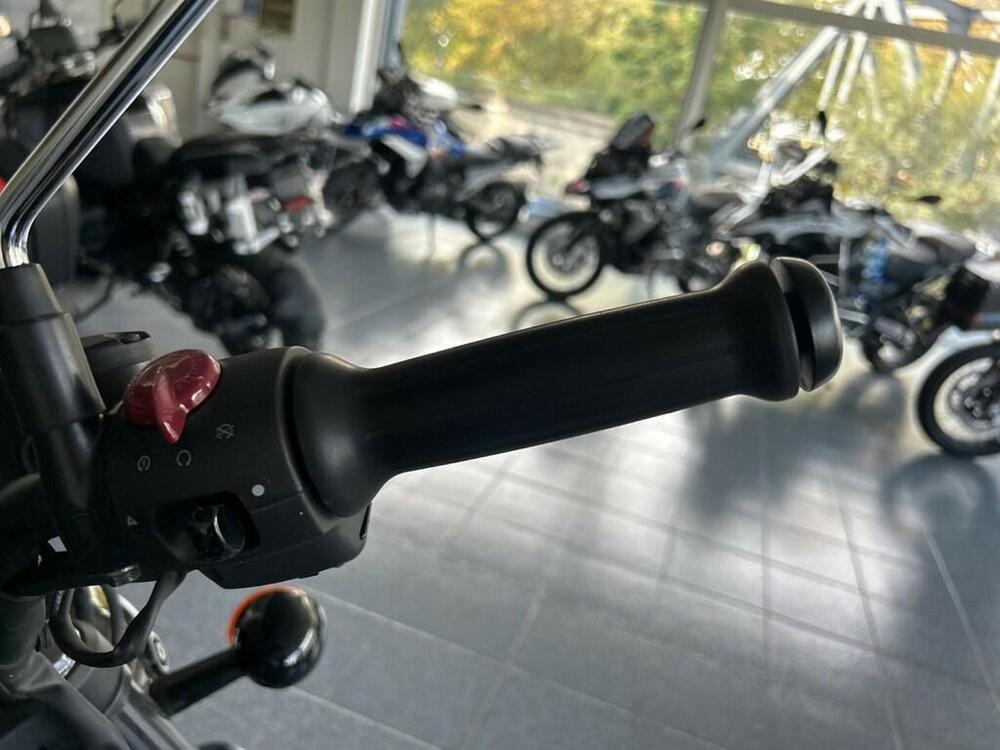 Royal Enfield Meteor 350 (2021 - 26) (10)