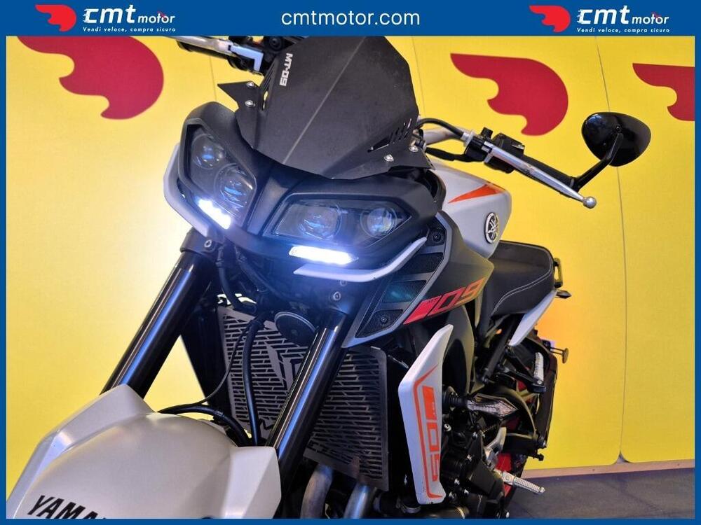 Yamaha MT-09 (2017 - 20) (7)