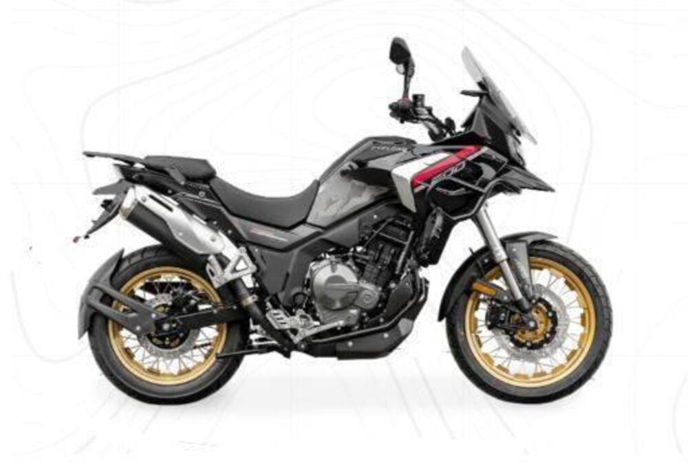 Cyclone RX600 (2025 - 26) (4)