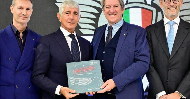 Andrea Abodi, Ministro per lo Sport in visita alla FMI durante EICMA