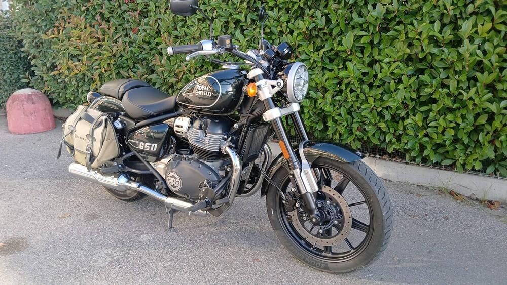 Royal Enfield Super Meteor 650 (2023 - 26) (2)