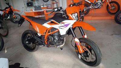 KTM 390 SMC R (2025 - 26) nuova