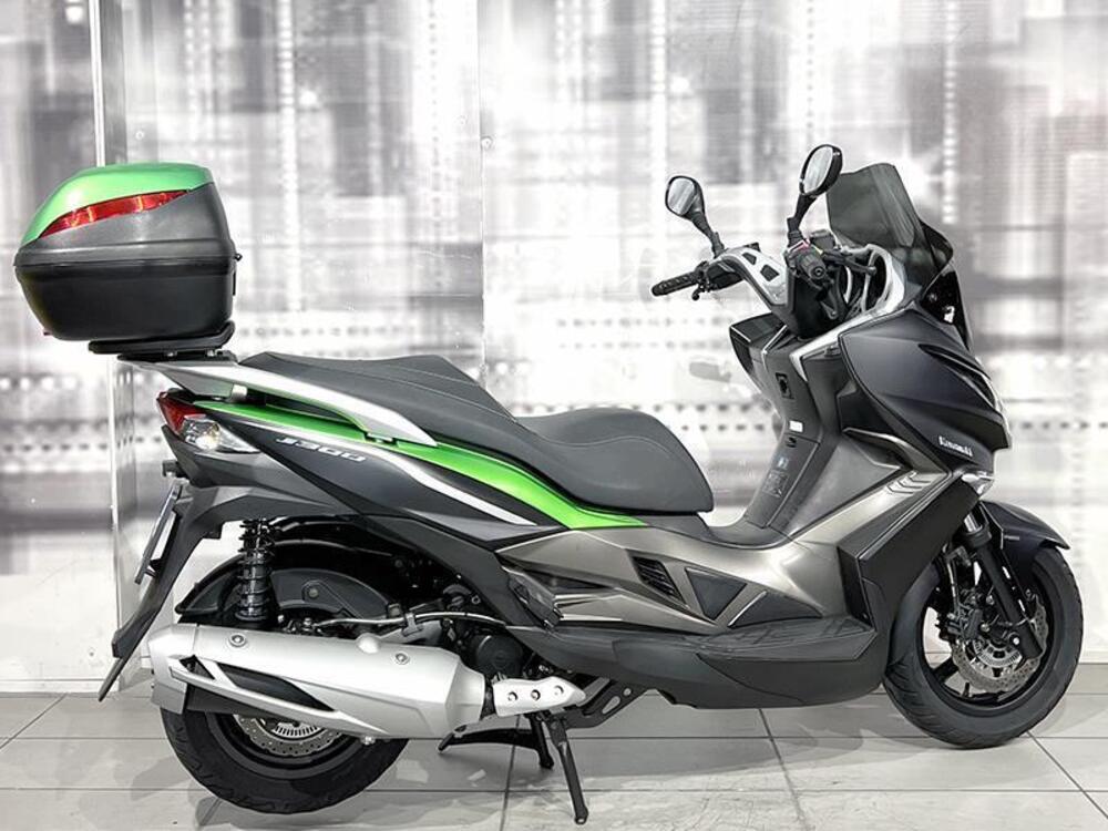 Kawasaki J 300 ABS (2014 - 16) (8)