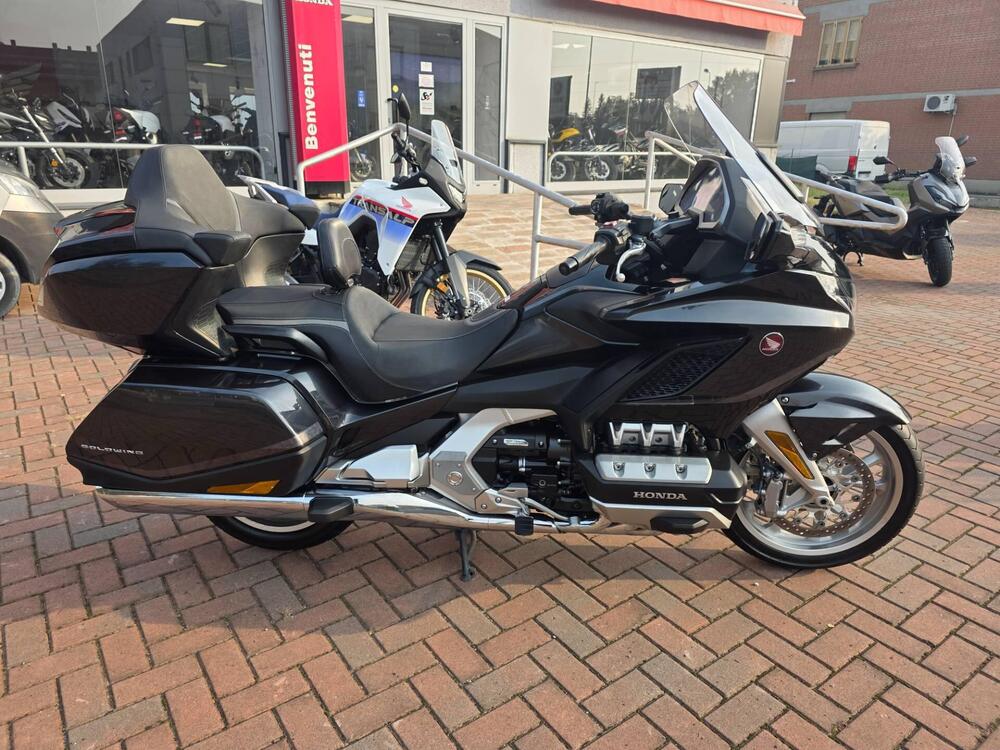 Honda GL 1800 Gold Wing Tour DCT (2021) (5)