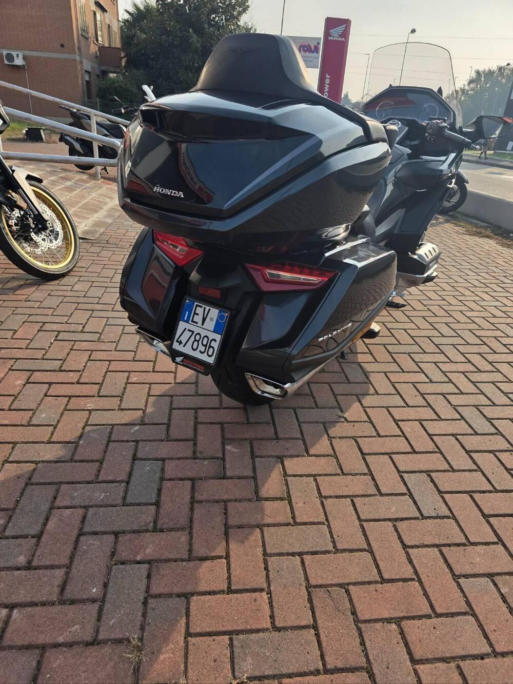 Honda GL 1800 Gold Wing Tour DCT (2021) (7)