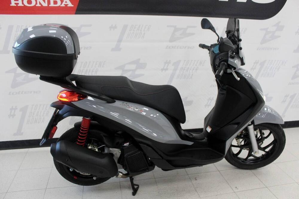 Piaggio Medley 125 S ABS (2021 - 24) (2)
