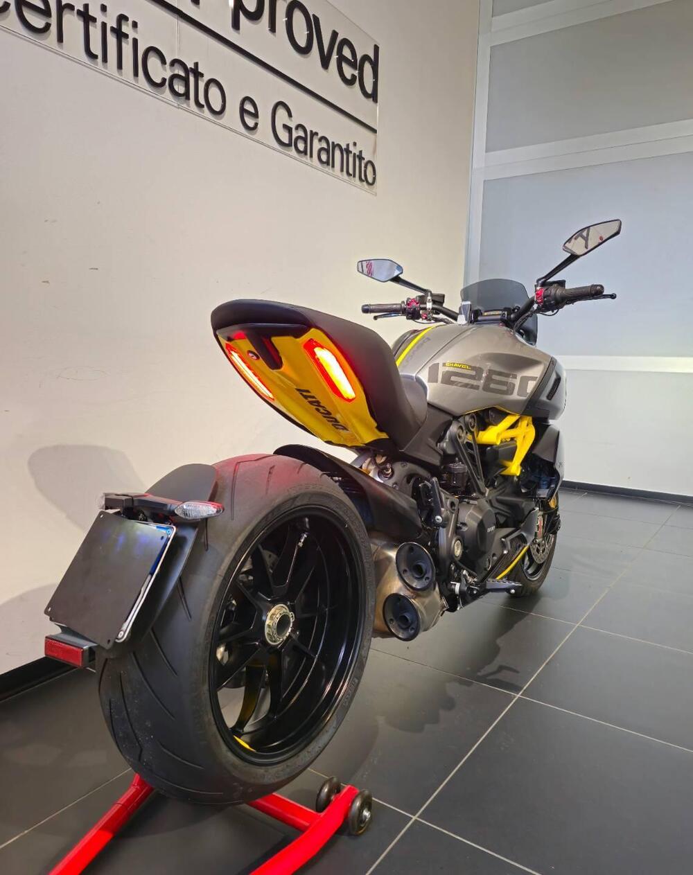 Ducati Diavel 1260 S (2021 - 22) (4)