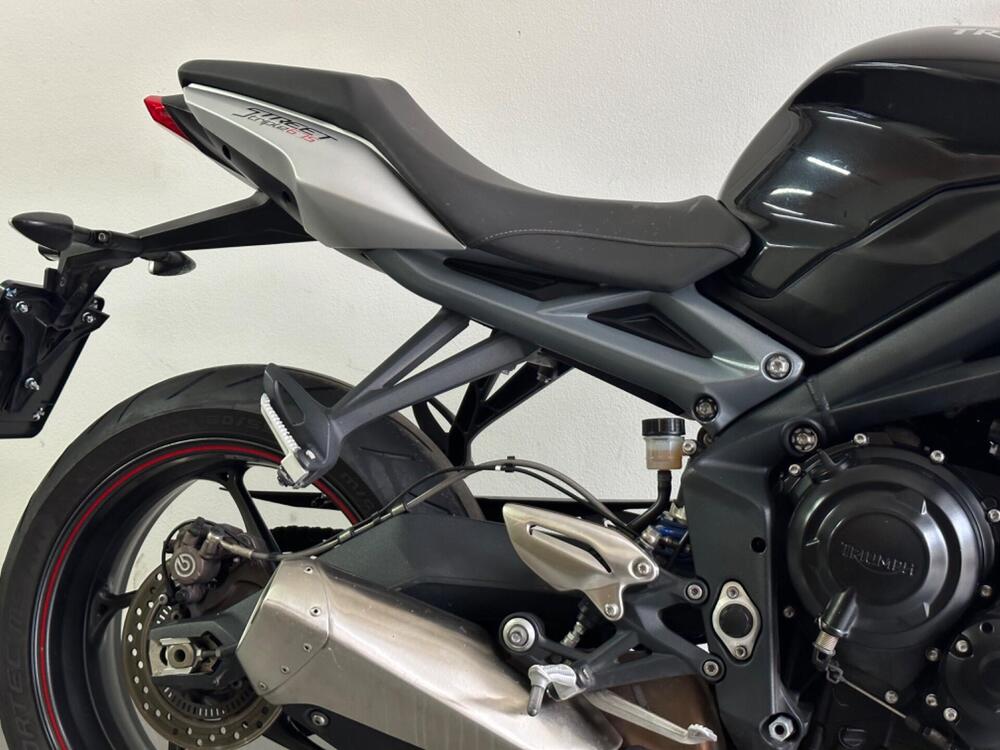 Triumph Street Triple ABS (2013 - 17) (4)