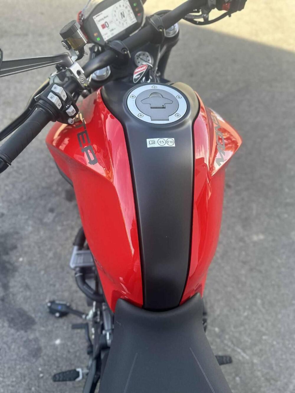 Ducati Monster 937 + (2021 - 25) (7)