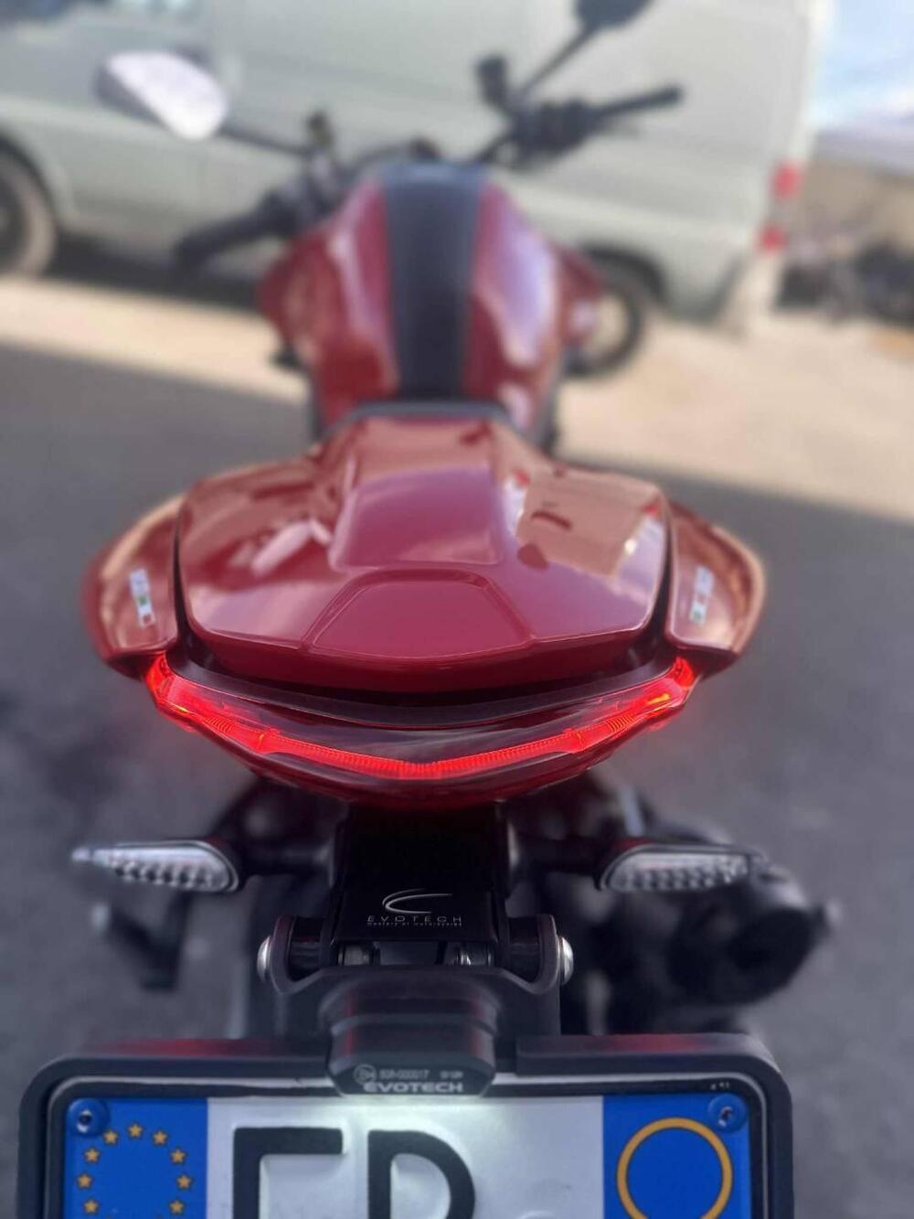 Ducati Monster 937 + (2021 - 25) (8)