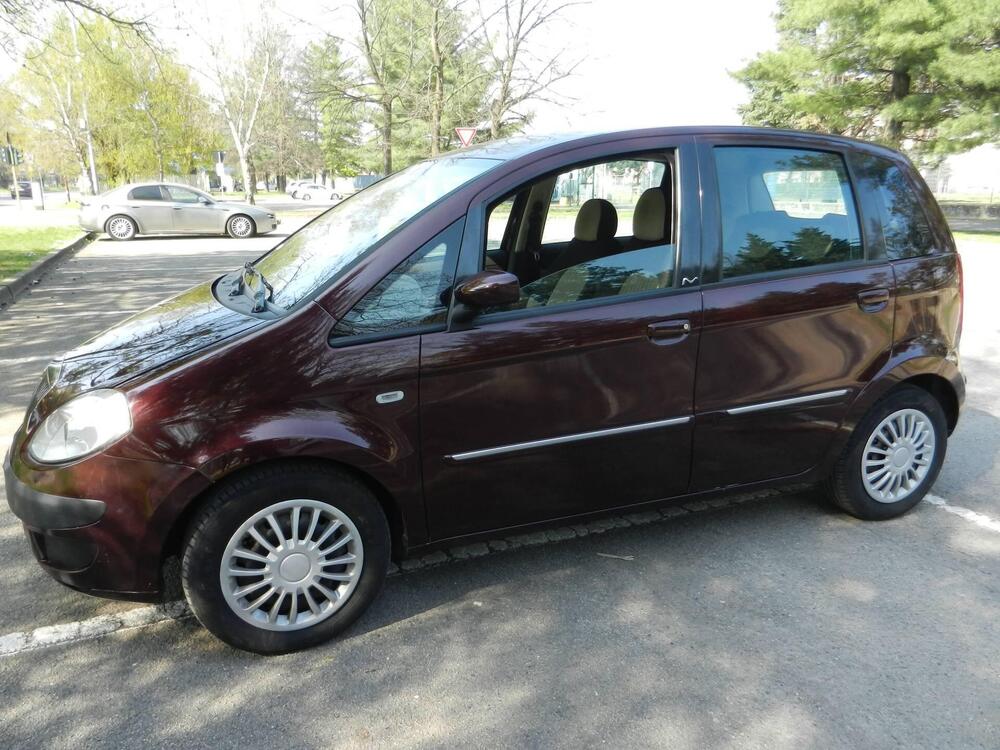 Lancia Musa usata a Monza e Brianza