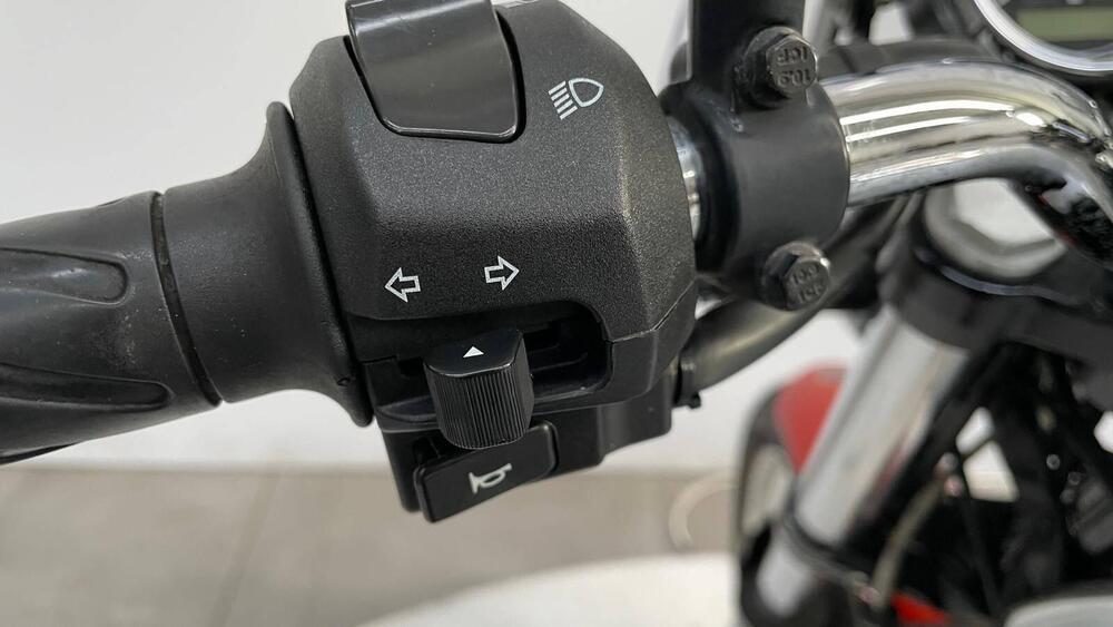 Moto Guzzi V7 Special (2012 - 14) (9)