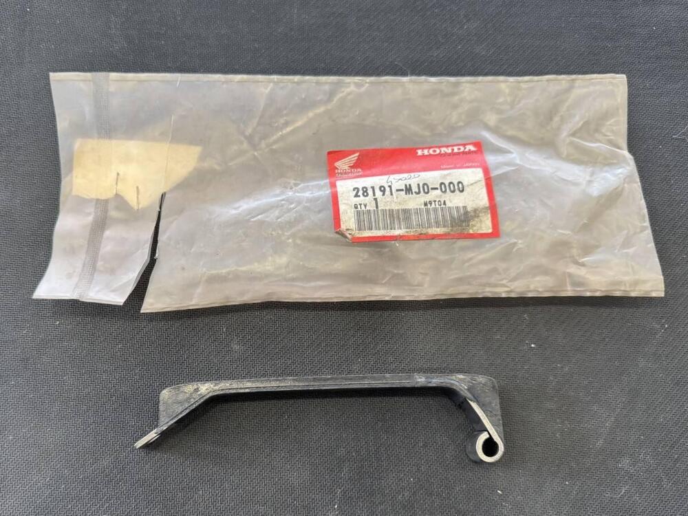 HONDA CBX 750 '84 Guida Catena Generatore (3)