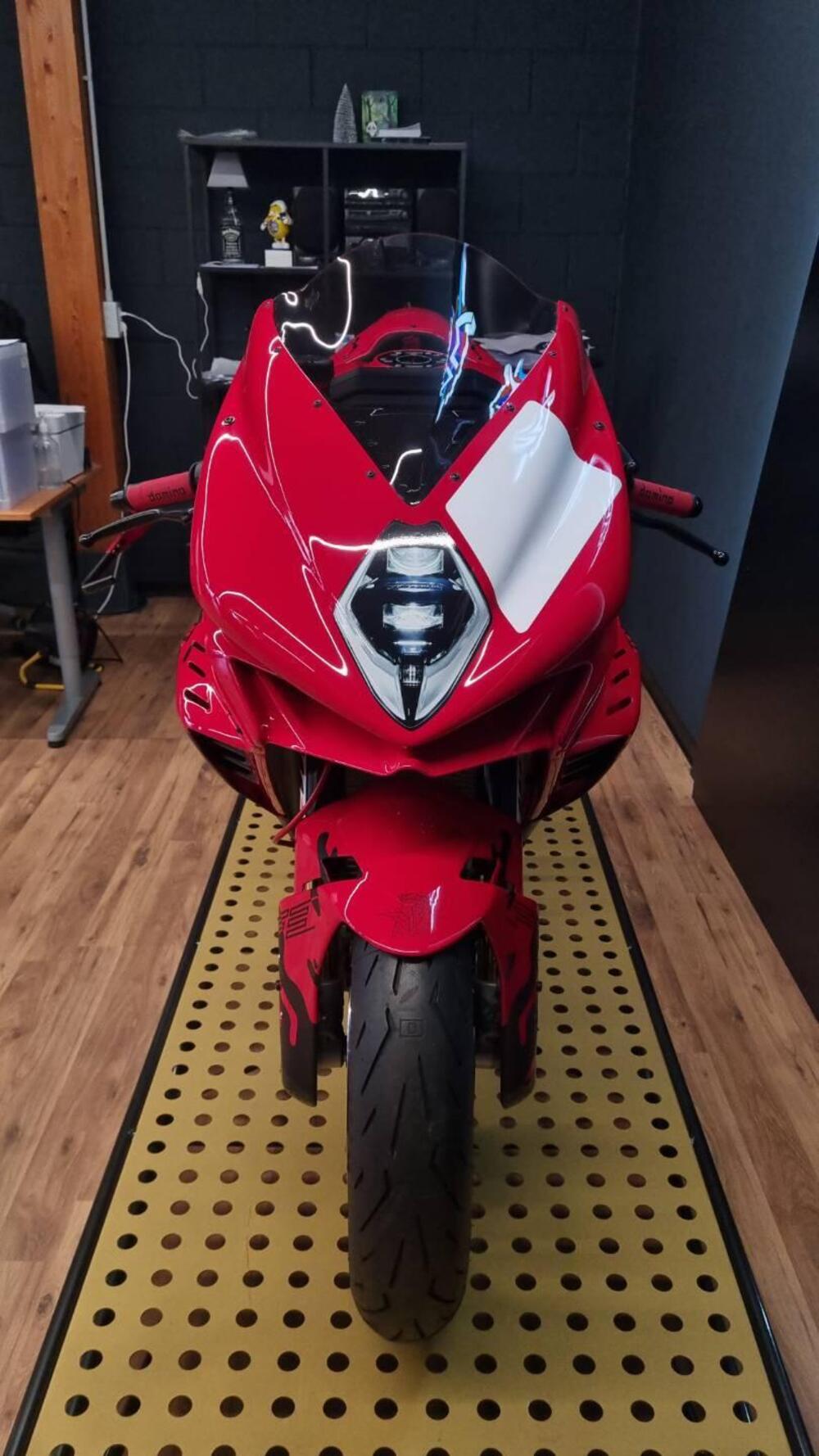 MV Agusta F3 800 RC (2022 - 25) (13)