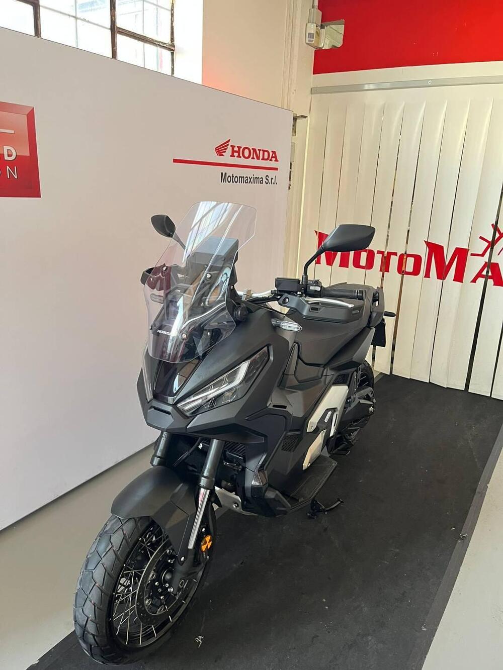 Honda X-ADV 750 DCT (2021 - 24) (4)