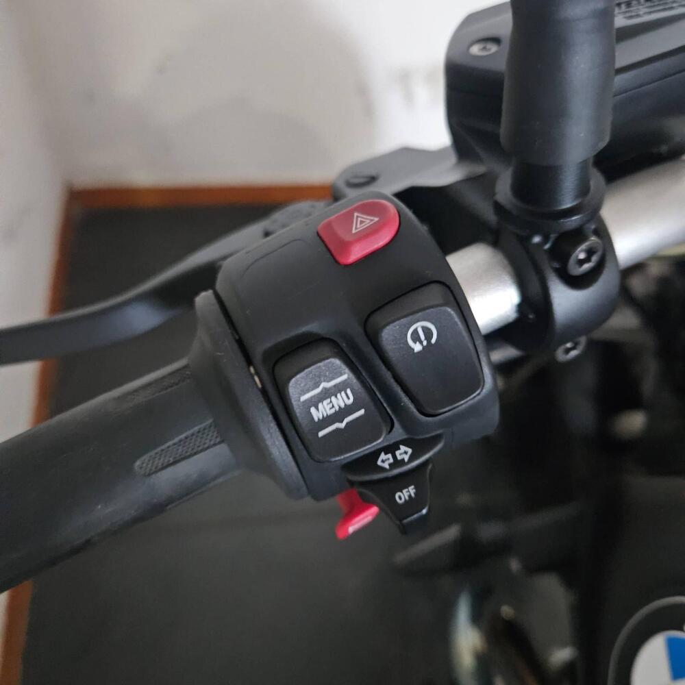 Bmw R nineT (2021 - 24) (7)