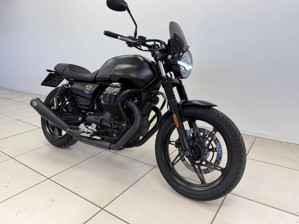 Moto Guzzi V7 850 Stone Special Abs (2021) (4)