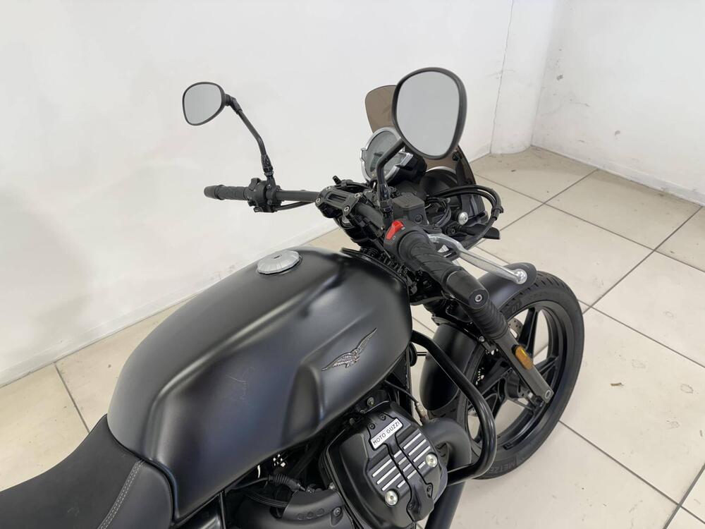 Moto Guzzi V7 850 Stone Special Abs (2021) (8)
