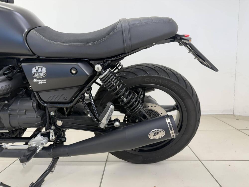 Moto Guzzi V7 850 Stone Special Abs (2021) (14)